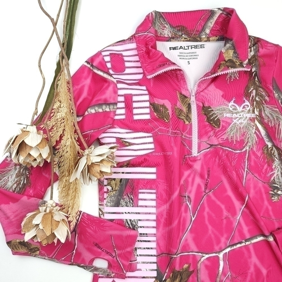 Real Tree Pink Women's Camouflaged Sweatshirt Sz S - Picture 4 of 13